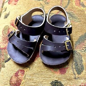 Sea Wee infant/toddler sandals. Excellent condition